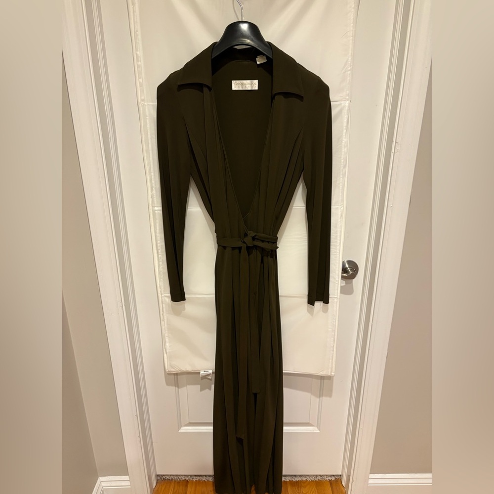 Dana Buchman Deep Olive Long Sleeve Dress